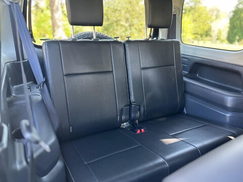 Suzuki Jimny SZ4 5
