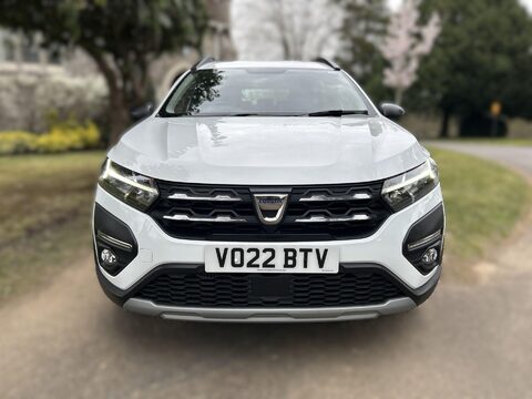 Dacia Jogger ESSENTIAL TCE 12