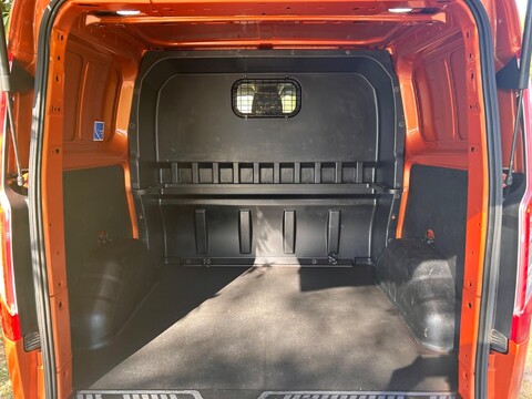Ford Transit Custom 320 ACTIVE L1H1 DCIV ECOBLUE 9