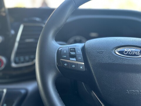 Ford Transit Custom 320 ACTIVE L1H1 DCIV ECOBLUE 30