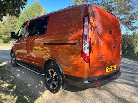 Ford Transit Custom 320 ACTIVE L1H1 DCIV ECOBLUE 24