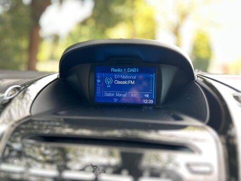 Ford B-Max TITANIUM NAVIGATOR 7
