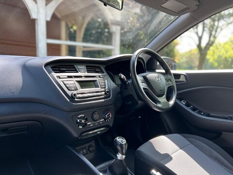 Hyundai i20 MPI SE 23