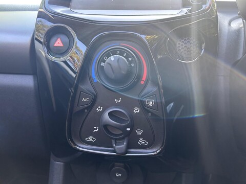 Citroen C1 PURETECH AIRSCAPE FLAIR 32