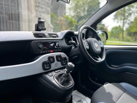 Fiat Panda CITY CROSS MHEV 7