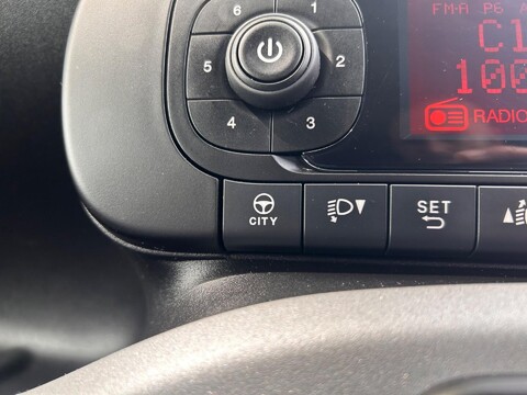 Fiat Panda CITY CROSS MHEV 27