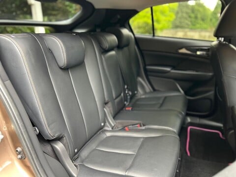 Mitsubishi Eclipse Cross 4 11
