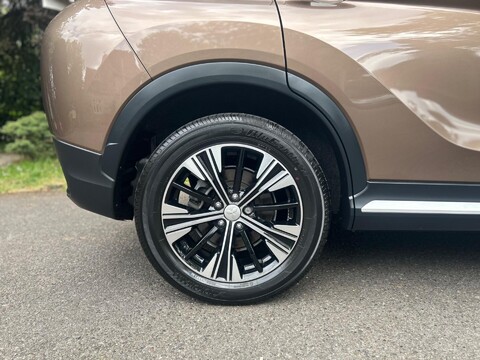 Mitsubishi Eclipse Cross 4 29