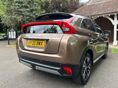 Mitsubishi Eclipse Cross 4 22