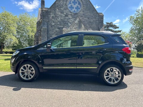 Ford Ecosport TITANIUM 16