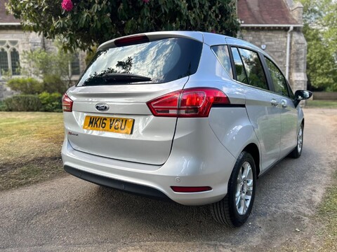 Ford B-Max ZETEC 18