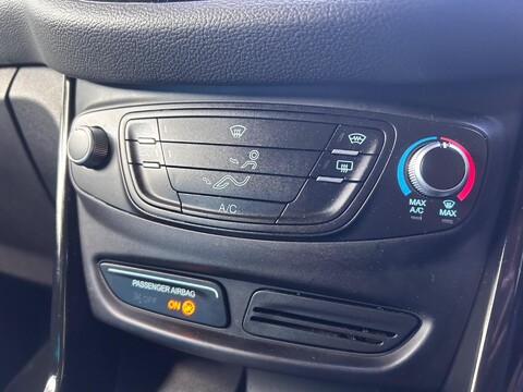 Ford B-Max ZETEC 25