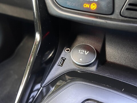 Ford B-Max ZETEC 26