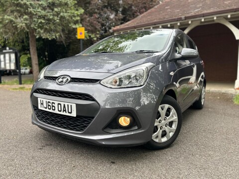 Hyundai i10 SE 12