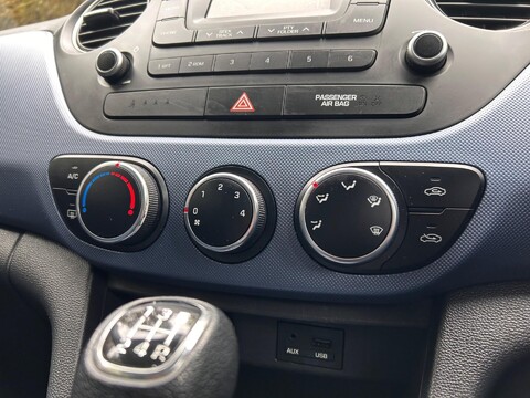 Hyundai i10 SE 27