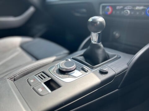 Audi A3 SPORTBACK TDI SPORT 20
