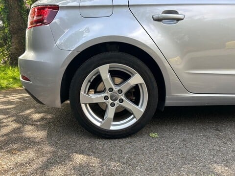 Audi A3 SPORTBACK TDI SPORT 30