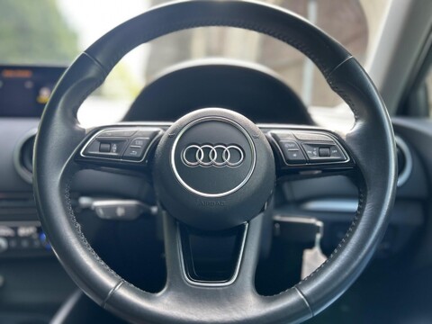 Audi A3 SPORTBACK TDI SPORT 38