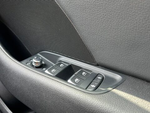 Audi A3 SPORTBACK TDI SPORT 33