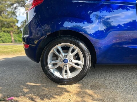 Ford Fiesta ZETEC 31