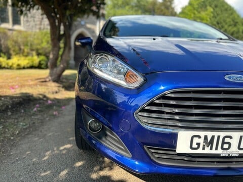 Ford Fiesta ZETEC 36