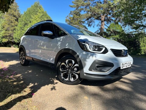 Honda Jazz I-MMD CROSSTAR EX 12