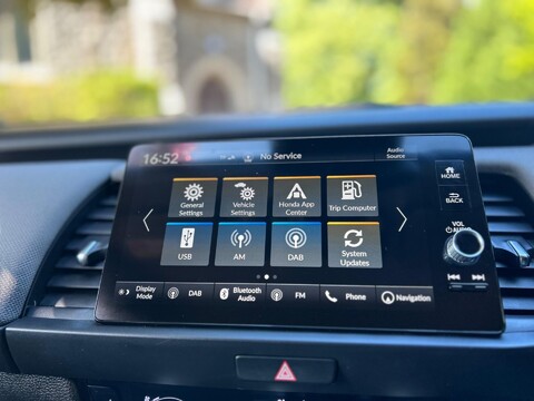 Honda Jazz I-MMD CROSSTAR EX 27