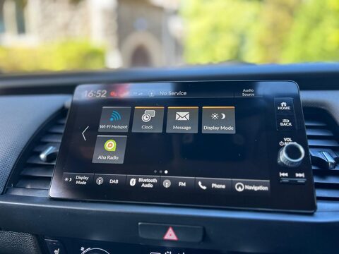 Honda Jazz I-MMD CROSSTAR EX 26