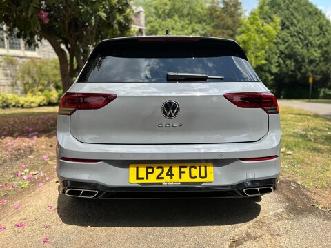 Volkswagen Golf R-LINE ETSI DSG 23
