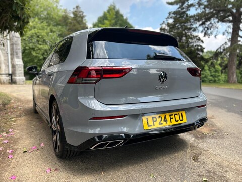 Volkswagen Golf R-LINE ETSI DSG 25