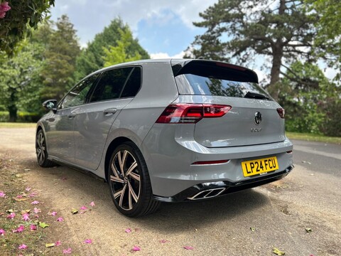 Volkswagen Golf R-LINE ETSI DSG 26