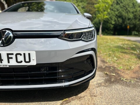 Volkswagen Golf R-LINE ETSI DSG 44