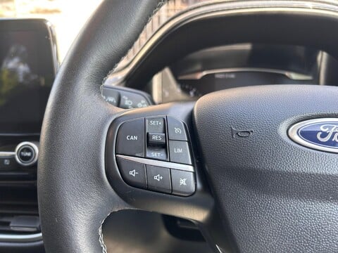 Ford Fiesta ACTIVE X 31