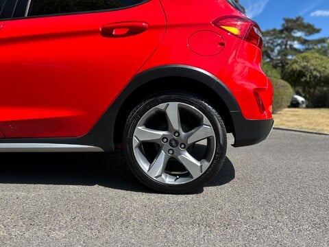 Ford Fiesta ACTIVE X 38