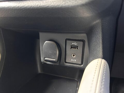 Nissan MICRA ACENTA 28