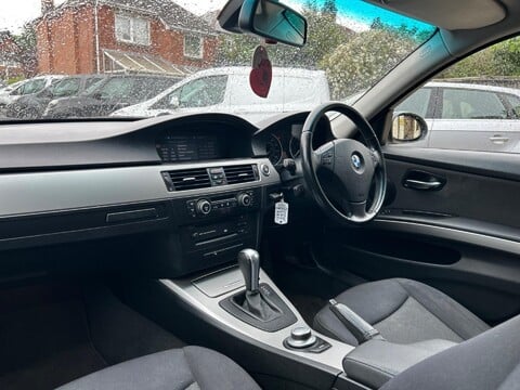 BMW 3 Series 318I SE 12