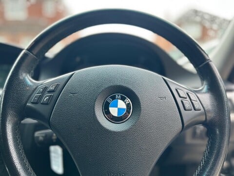 BMW 3 Series 318I SE 14
