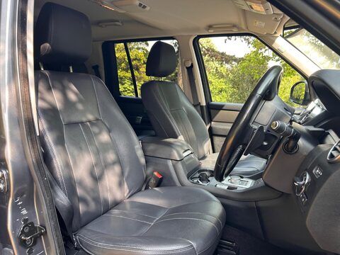 Land Rover Discovery SDV6 COMMERCIAL SE 21