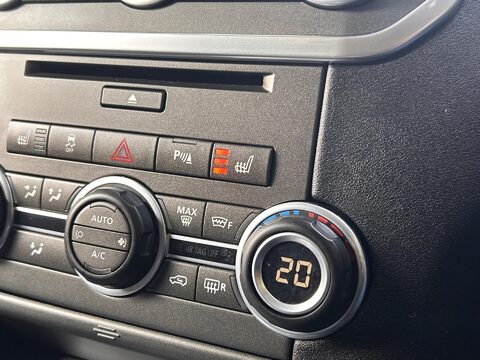 Land Rover Discovery SDV6 COMMERCIAL SE 27
