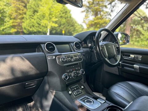 Land Rover Discovery SDV6 COMMERCIAL SE 33