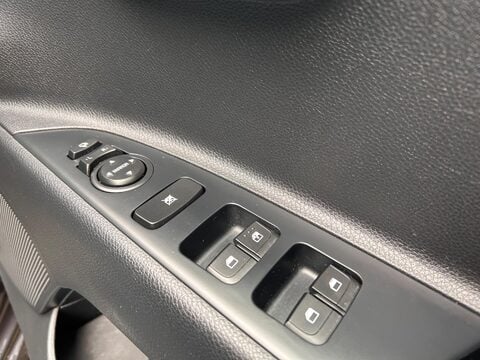 Kia Rio 2 ISG 20