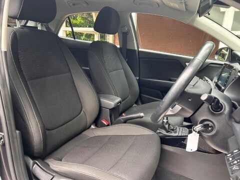 Kia Rio 2 ISG 44