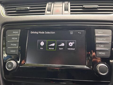 Skoda Octavia SE L TSI DSG 28