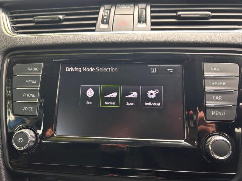 Skoda Octavia SE L TSI DSG 28