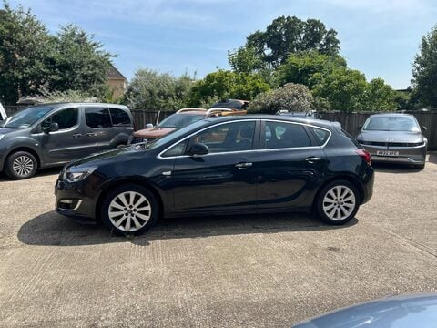 Vauxhall Astra ELITE 6