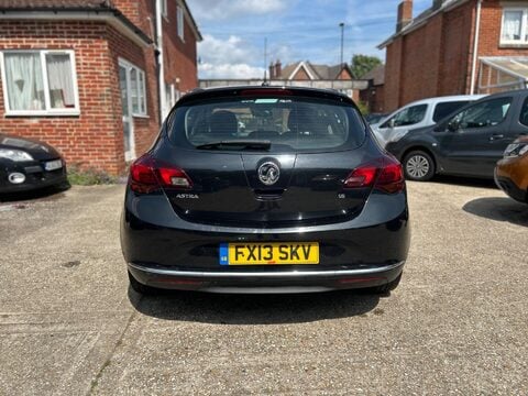 Vauxhall Astra ELITE 7