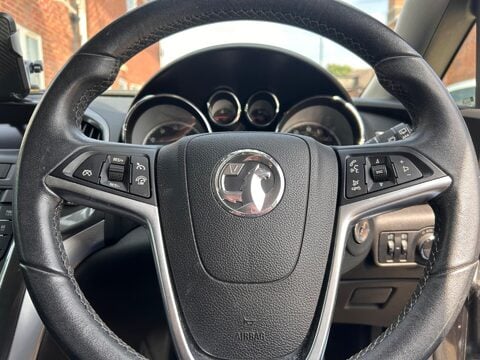 Vauxhall Astra ELITE 17