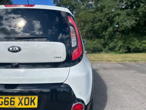 Kia Soul CRDI URBAN 14