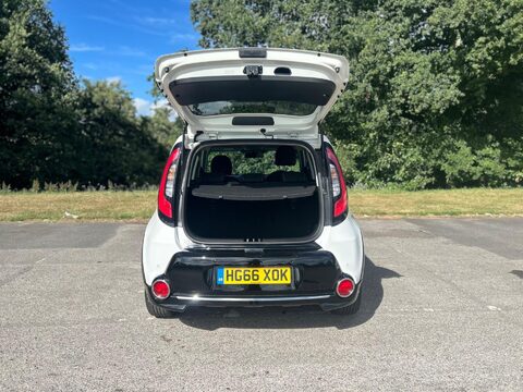 Kia Soul CRDI URBAN 31