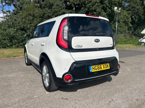 Kia Soul CRDI URBAN 10
